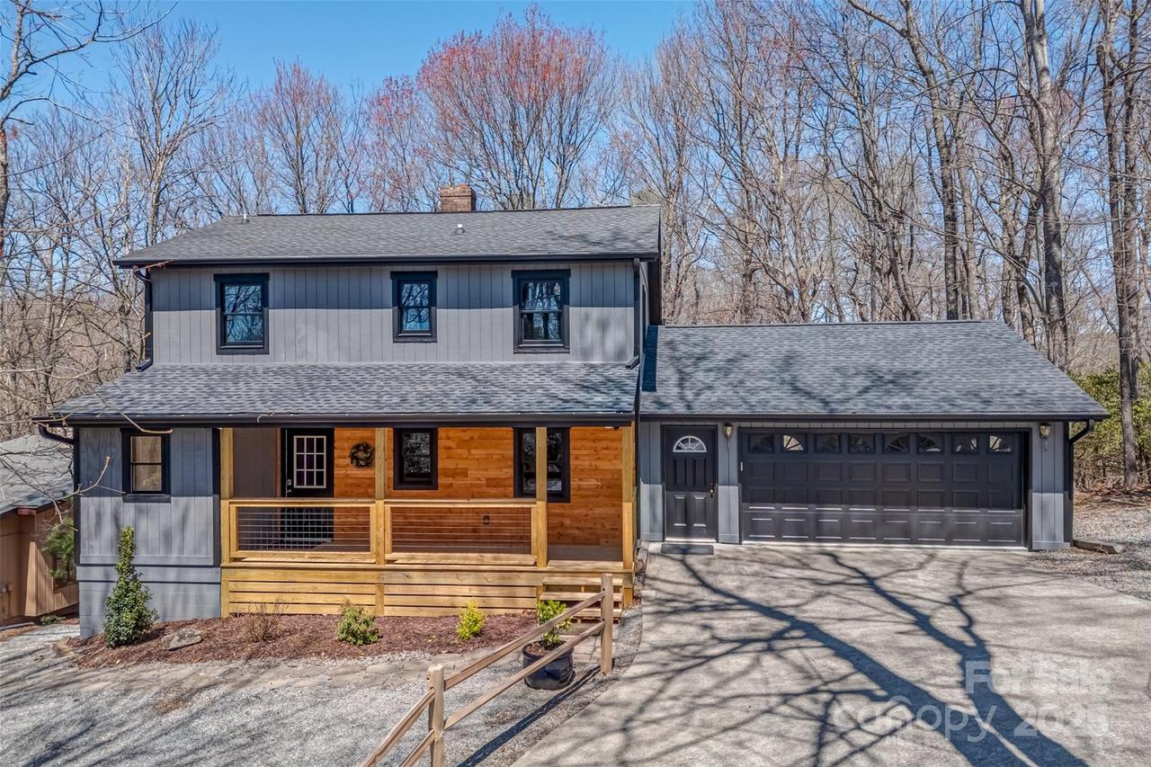 46 Wahuhu Ct., Brevard, NC 28712