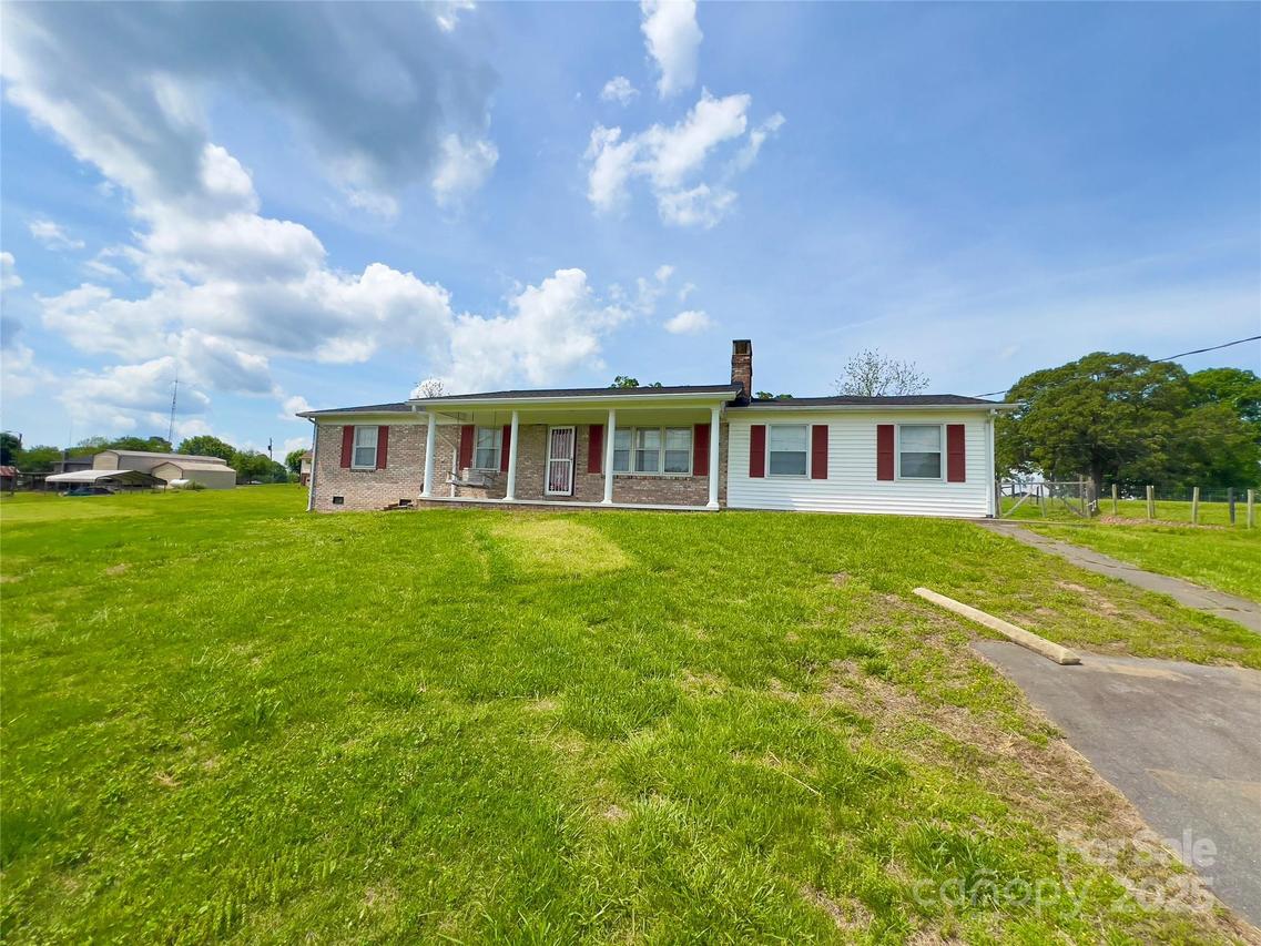 2025 Baton School Rd., Lenoir, NC 28645