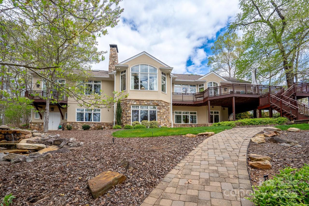 345 Porters Glen None, New London, NC 28127