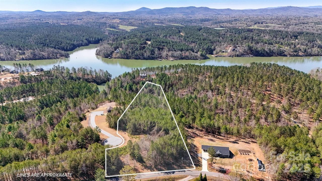 1428 Edgewater Tr., Granite Falls, NC 28630