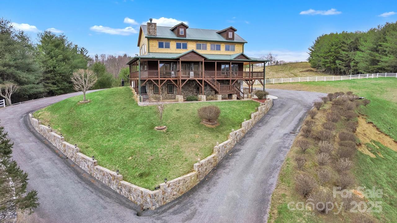 278 Annais Dr., Crumpler, NC 28617