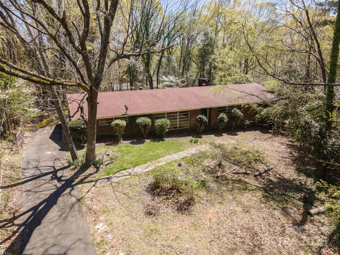 340 Sardis Rd., Charlotte, NC 28270