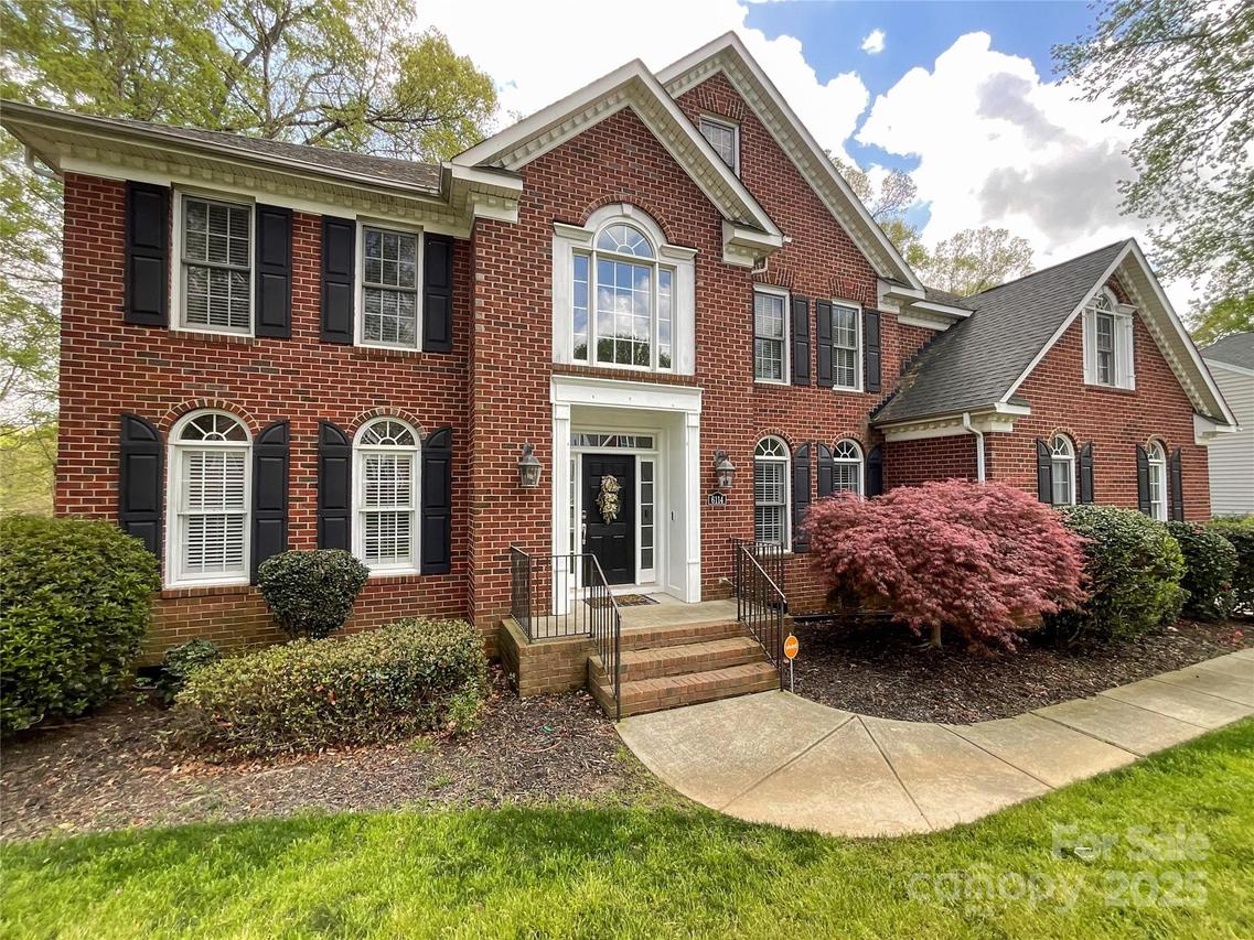 6114 Abergele Ln., Matthews, NC 28104