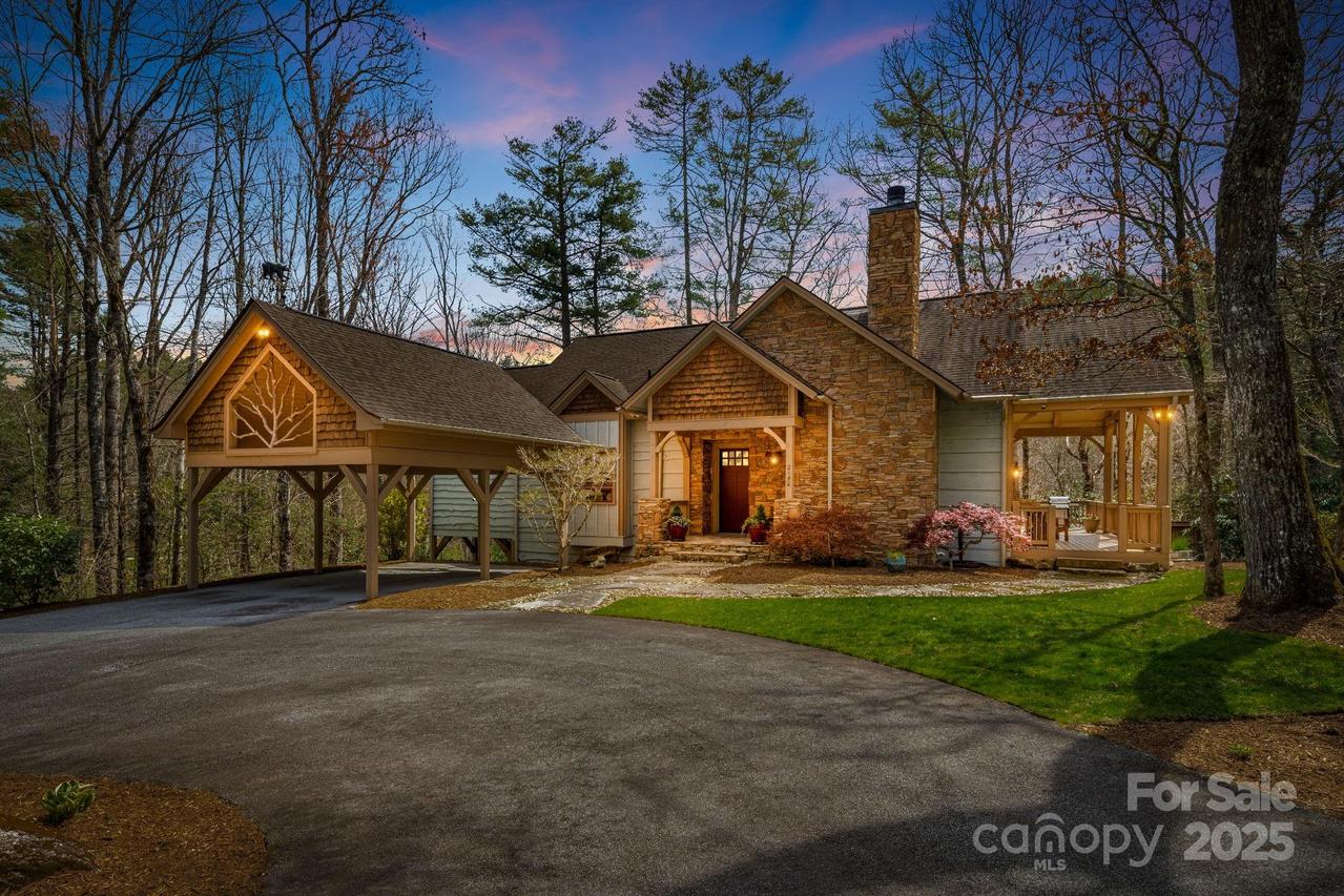 2442 Trillium Ridge Rd., Cullowhee, NC 28723