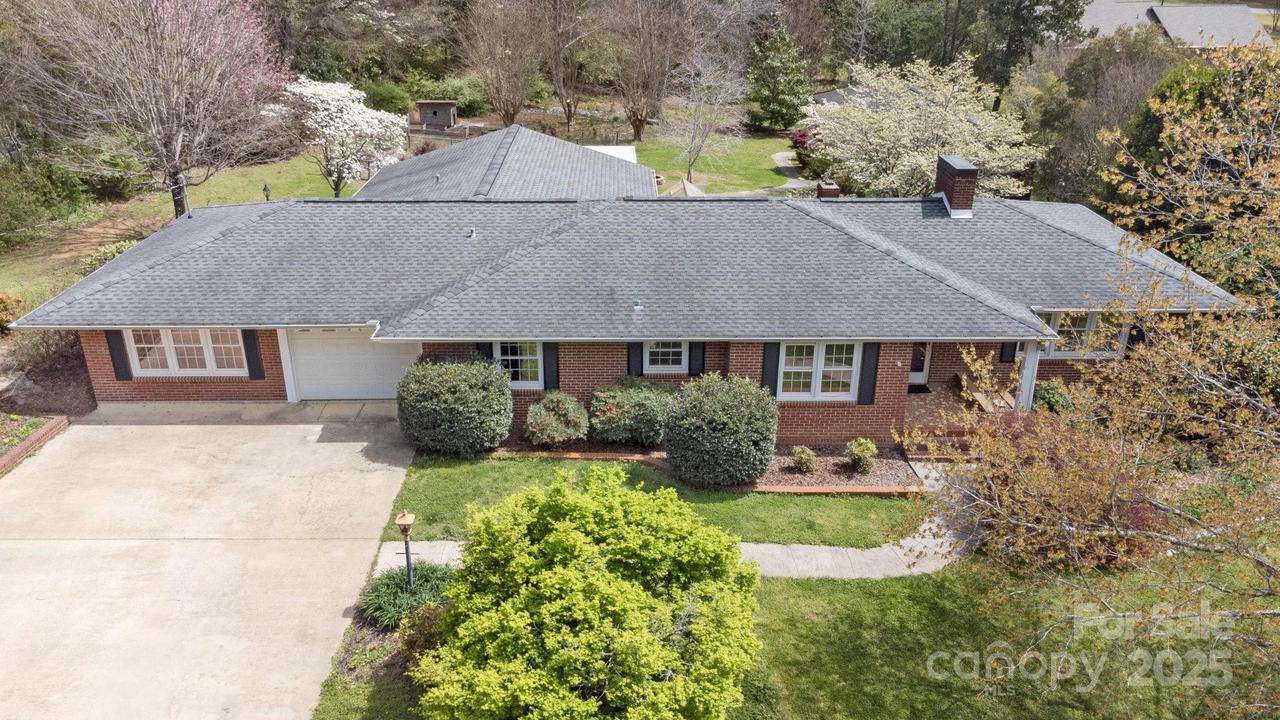 317 S Lineberry St., Troy, NC 27371