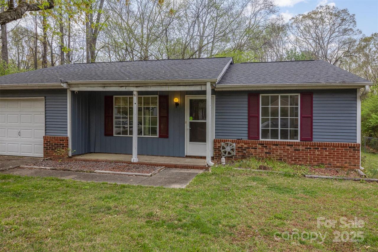 6005 Fringe Tree Dr., Charlotte, NC 28227