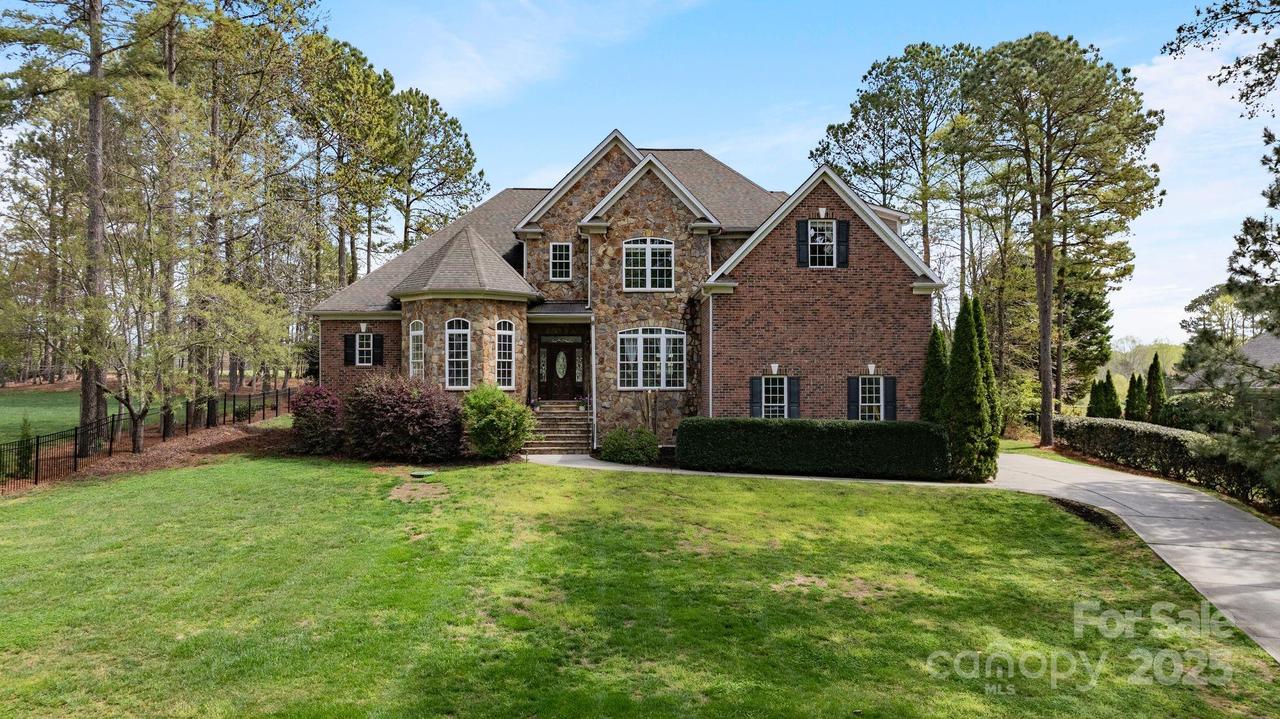 116 Whispering Cove Ct., Mooresville, NC 28117