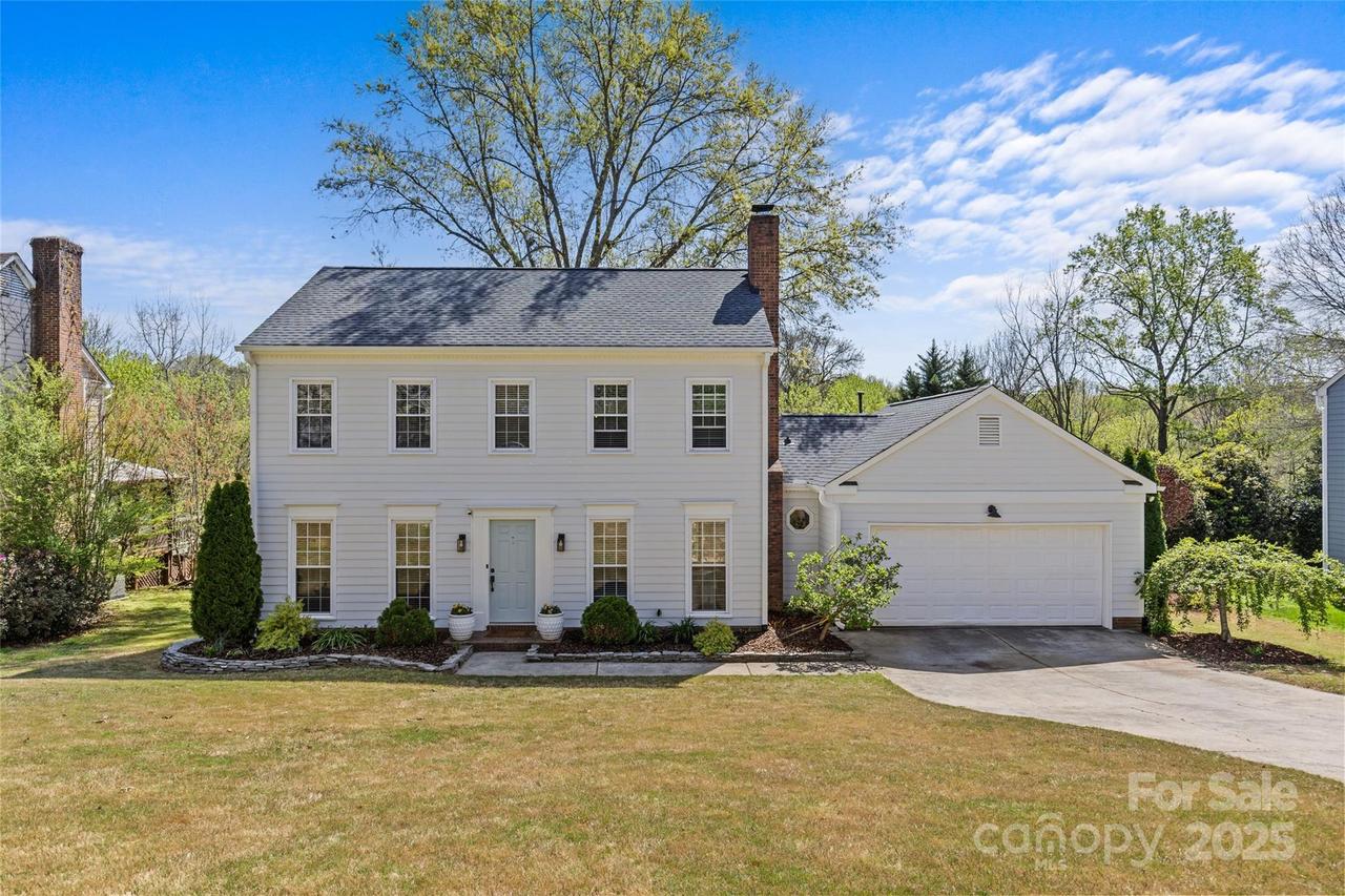 9637 Stoney Hill Ln., Charlotte, NC 28277