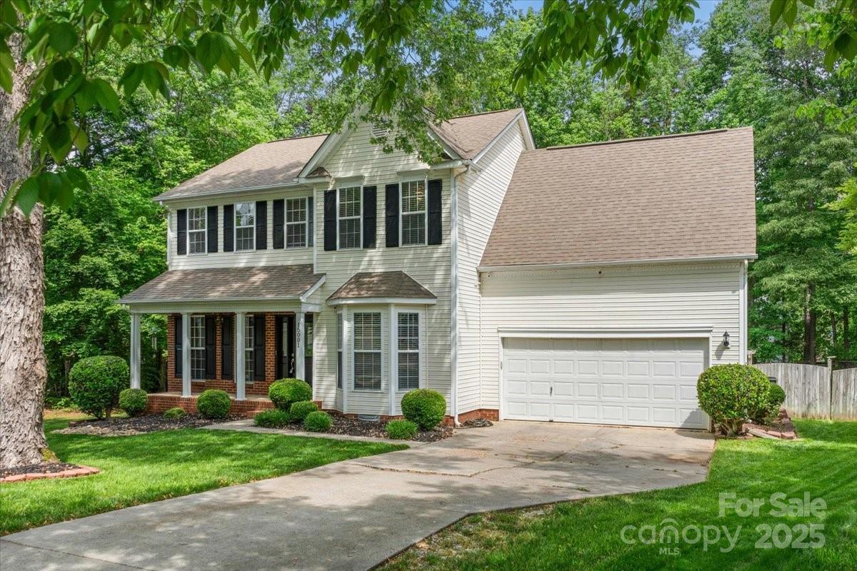 15001 Arrowgrass Way, Charlotte, NC 28278