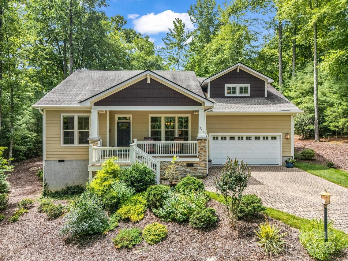 349 Monarch Rd., Hendersonville, NC 28739