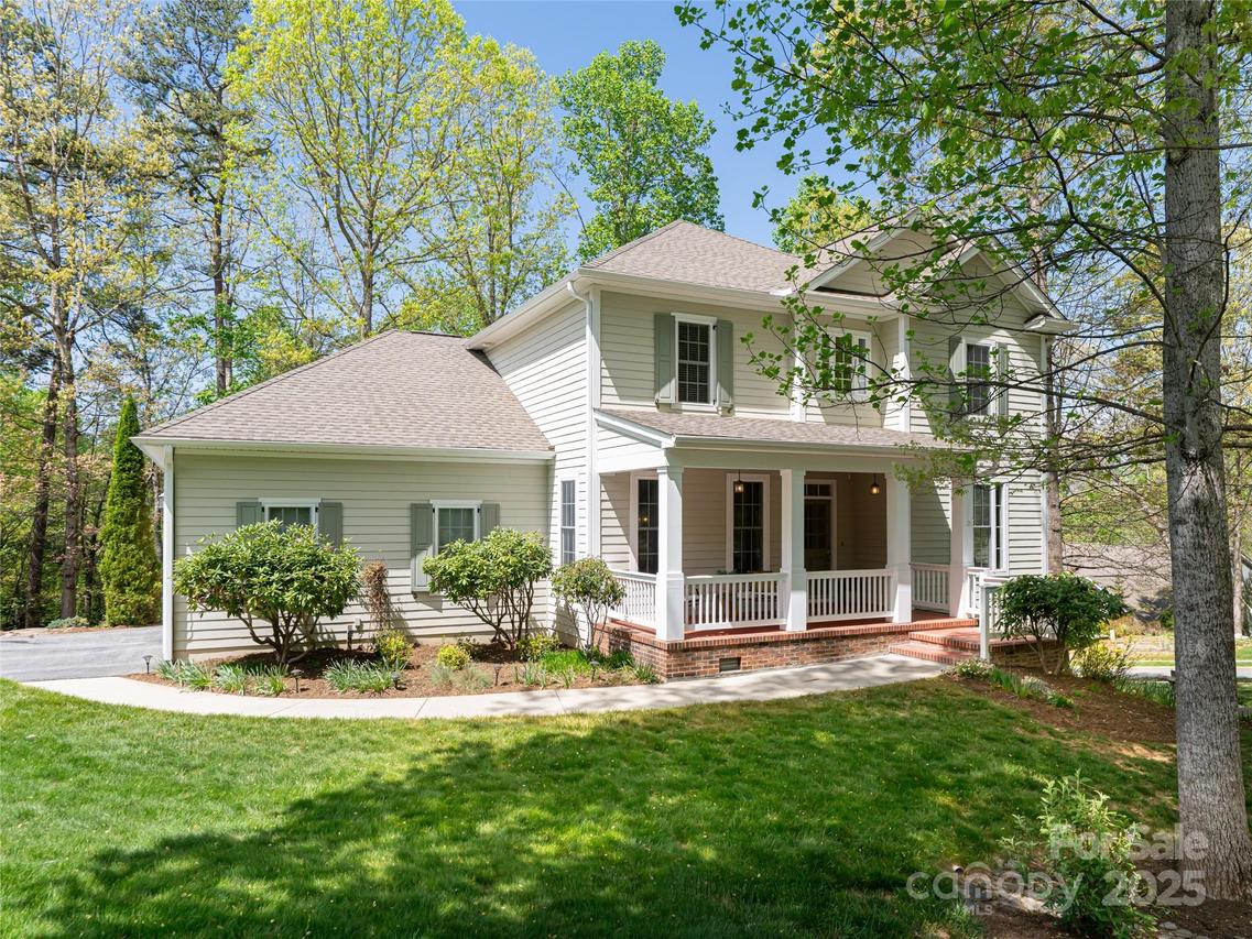 11 La Rue Ct., Candler, NC 28715