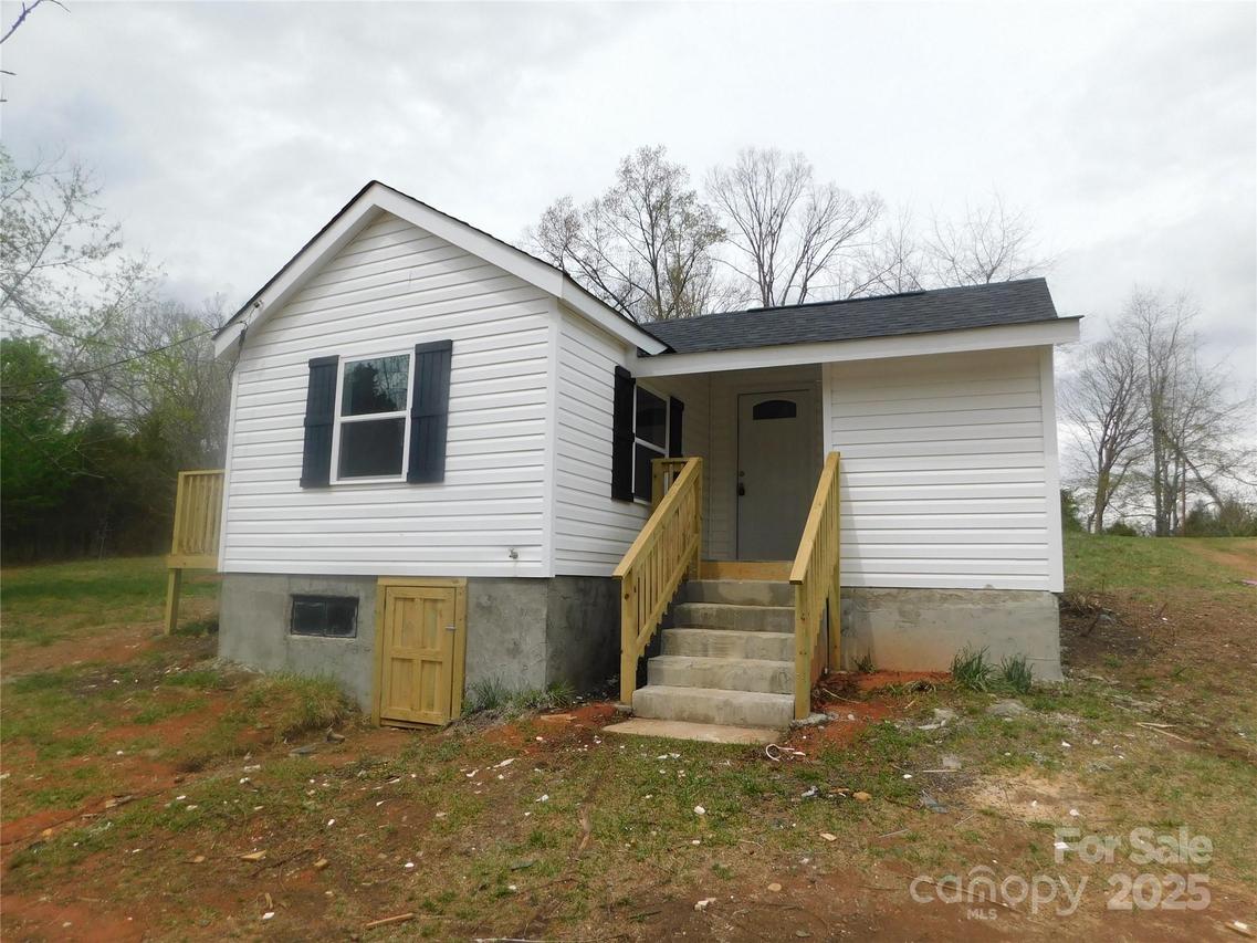 3467 Hartland Rd., Morganton, NC 28655