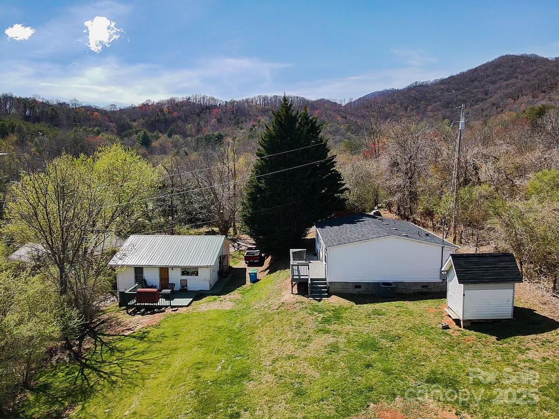 6 & 10 Lands End Dr., Candler, NC 28715