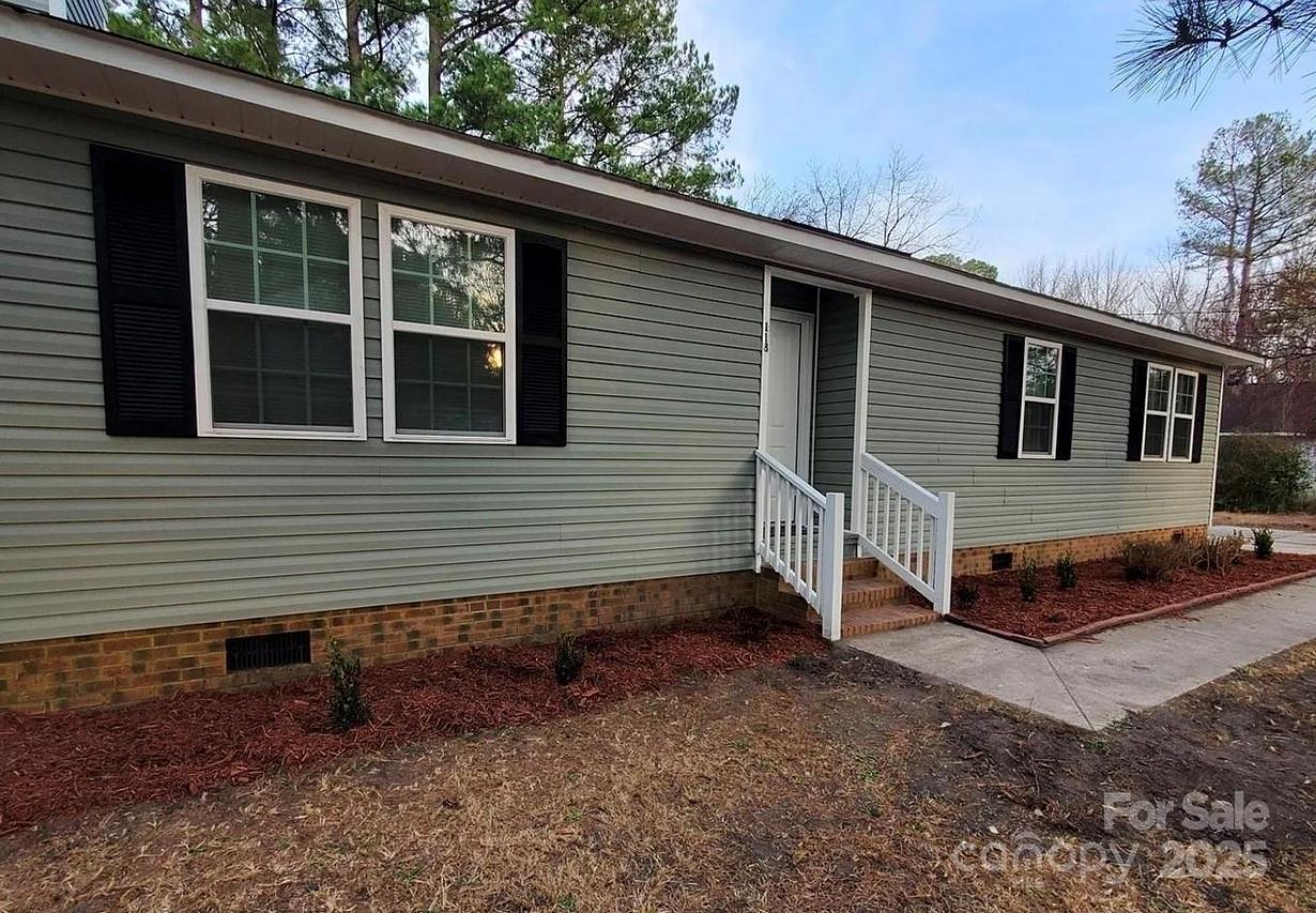 118 Malloy St., Red Springs, NC 28377