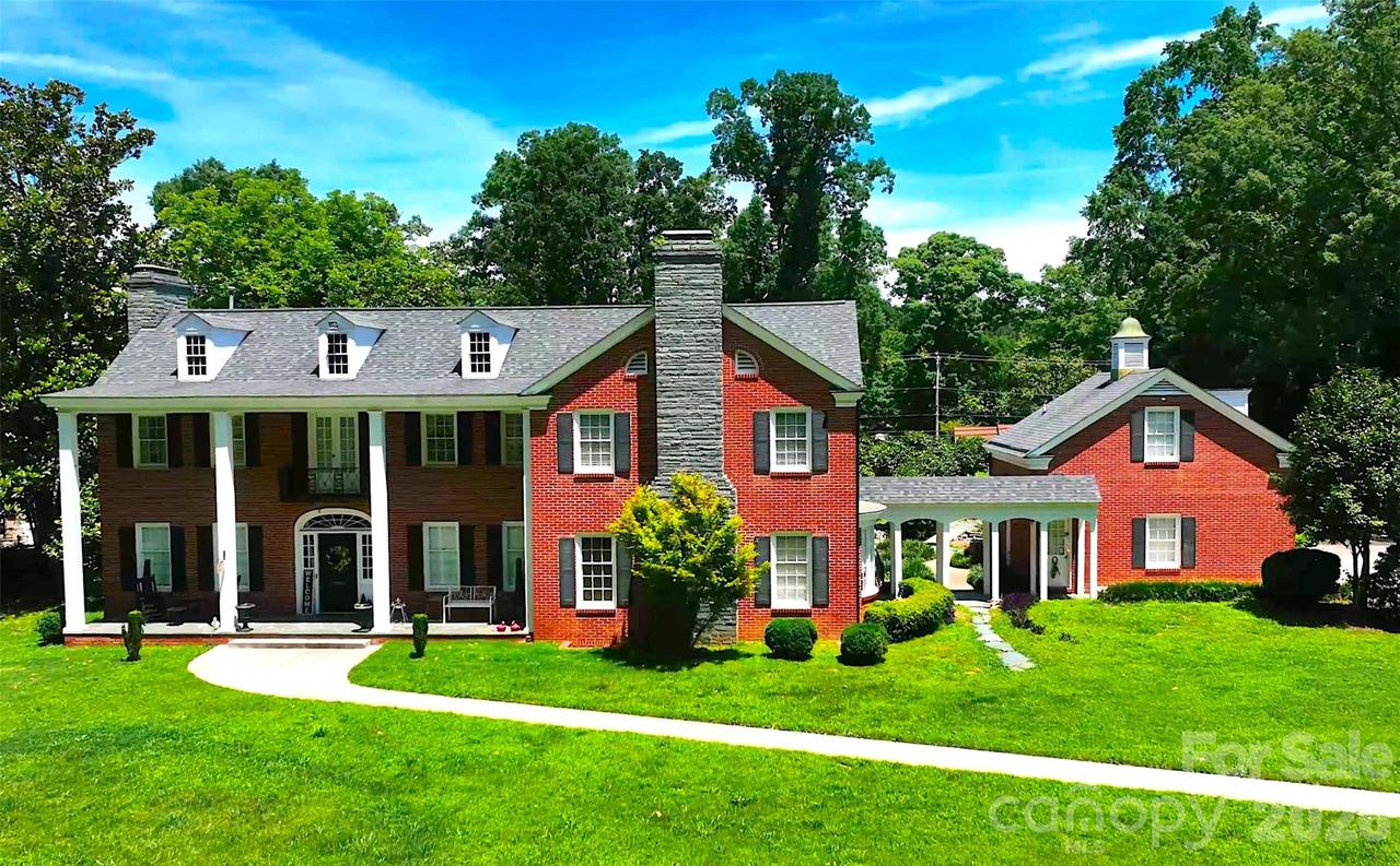 1035 Pee Dee Ave., Albemarle, NC 28001