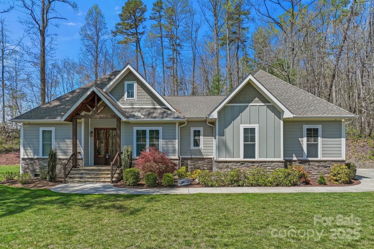 3511 Chimney Rock Rd., Hendersonville, NC 28792