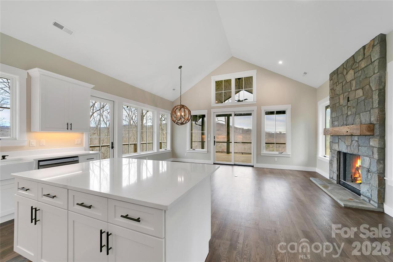 371 E Falls View Dr., Pisgah Forest, NC 28768