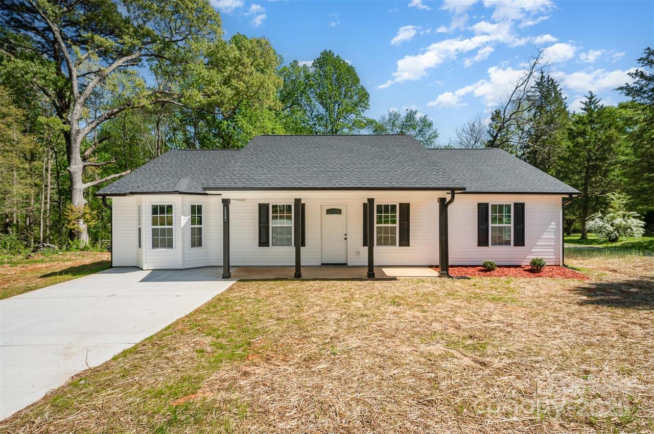 157 Fraley Rd., Gastonia, NC 28052
