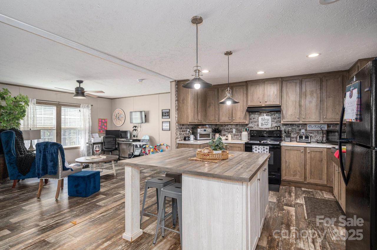980 Lakeland Ave., Lincolnton, NC 28092