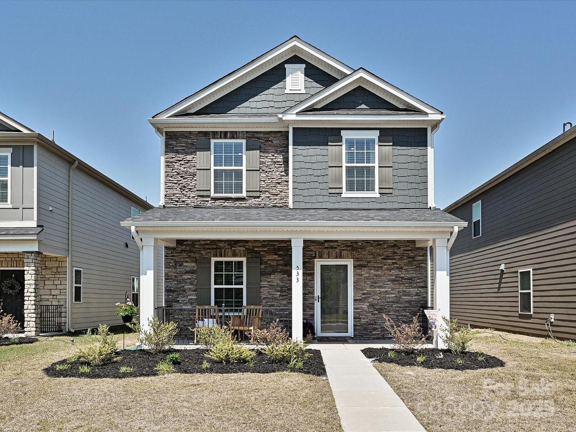 533 Cedar Knoll Cir., Pineville, NC 28134