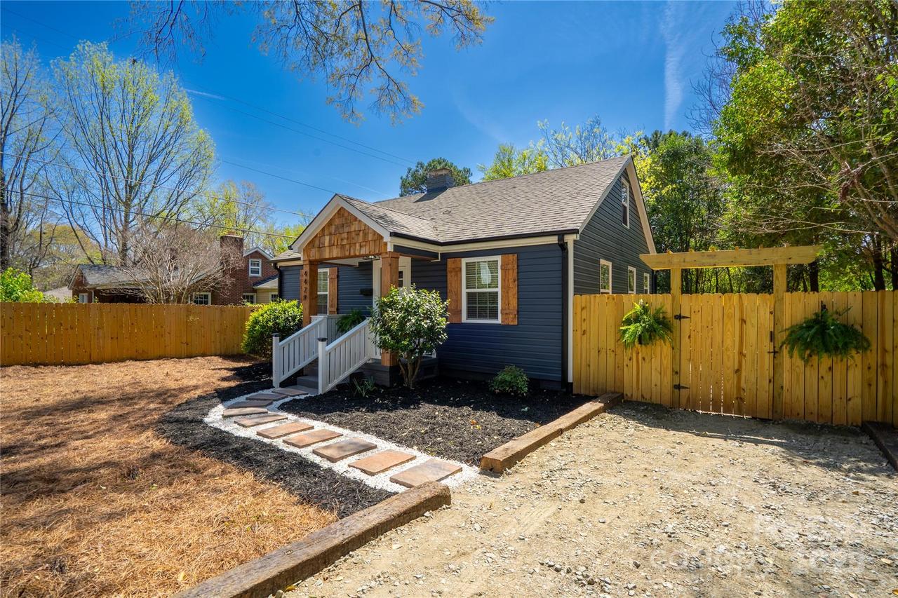 4429 Major St., Charlotte, NC 28208