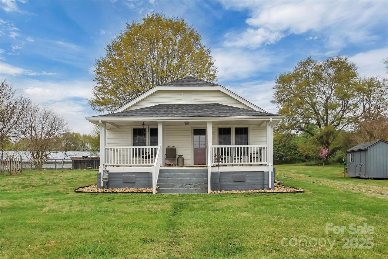 216 Turner Rd., Casar, NC 28020