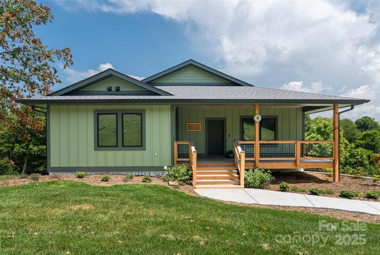 9 Ginger Spice Tr., Weaverville, NC 28787