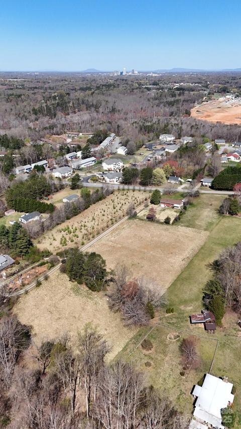 000 Teague Rd., Winston Salem, NC 27107