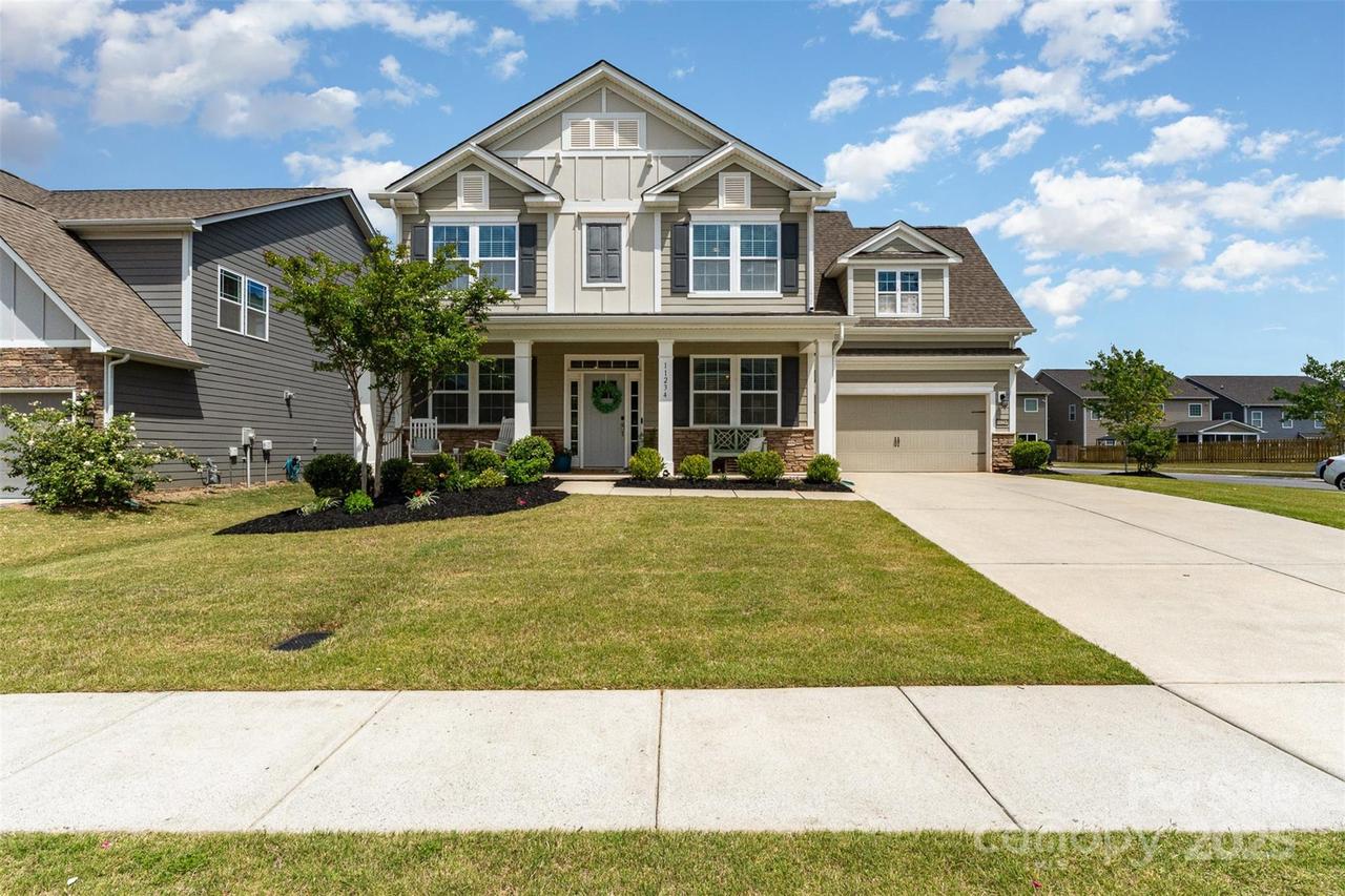 11234 Smokethorn Dr., Concord, NC 28027