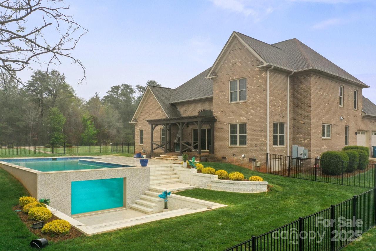 1012 Harper Lee Dr., Newton, NC 28658