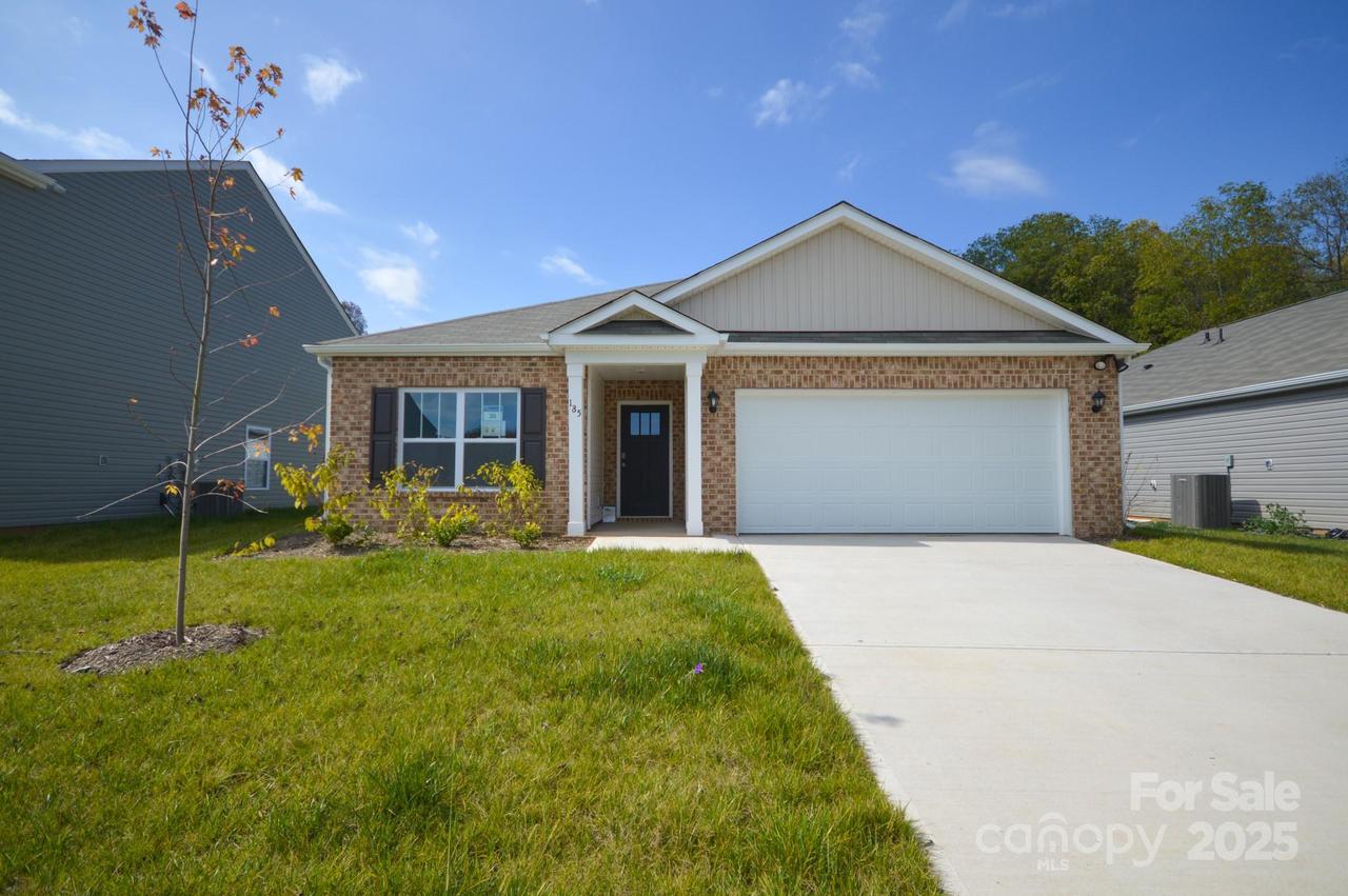 185 Callie River Ct., Clyde, NC 28721