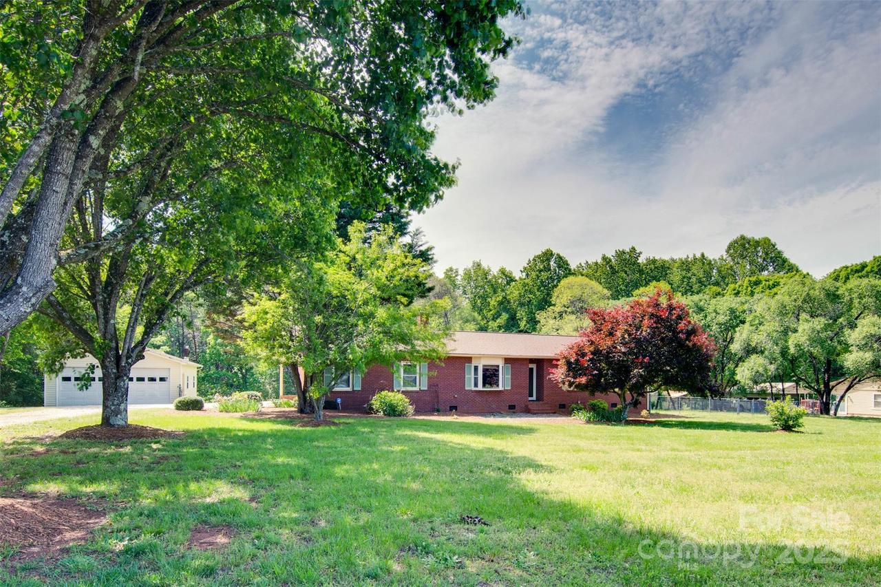 904 Sunbeam Dr., Lincolnton, NC 28092