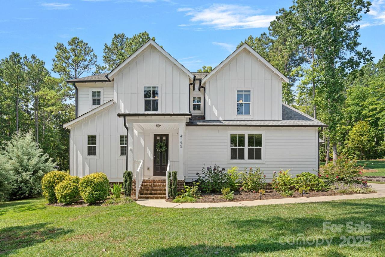 4195 Island Fox Ln., Denver, NC 28037