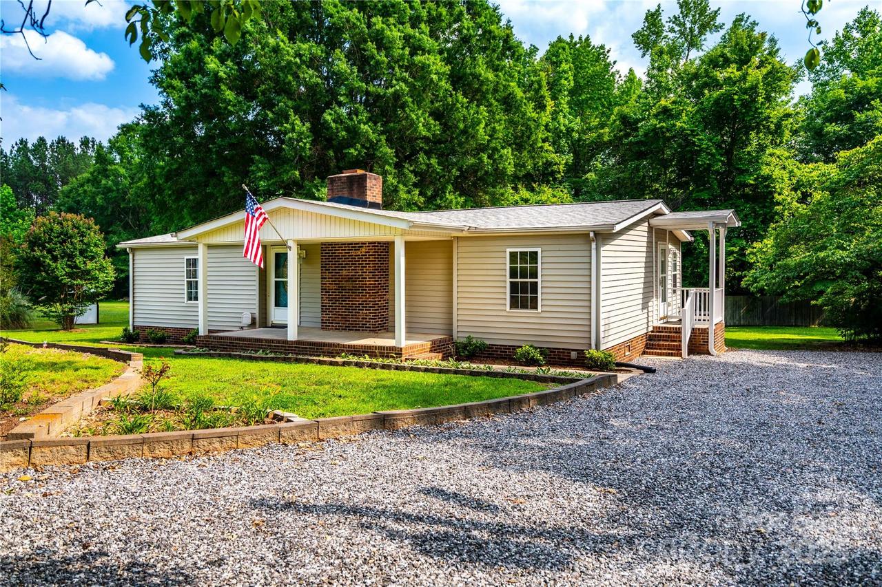 7050 Forney Hill Rd., Denver, NC 28037
