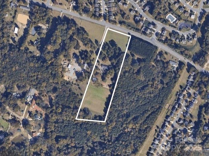 1422 Sunset Rd., Charlotte, NC 28216