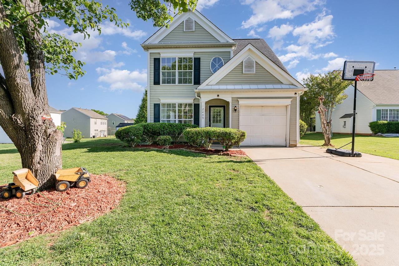2409 Deberry Ct., Charlotte, NC 28213