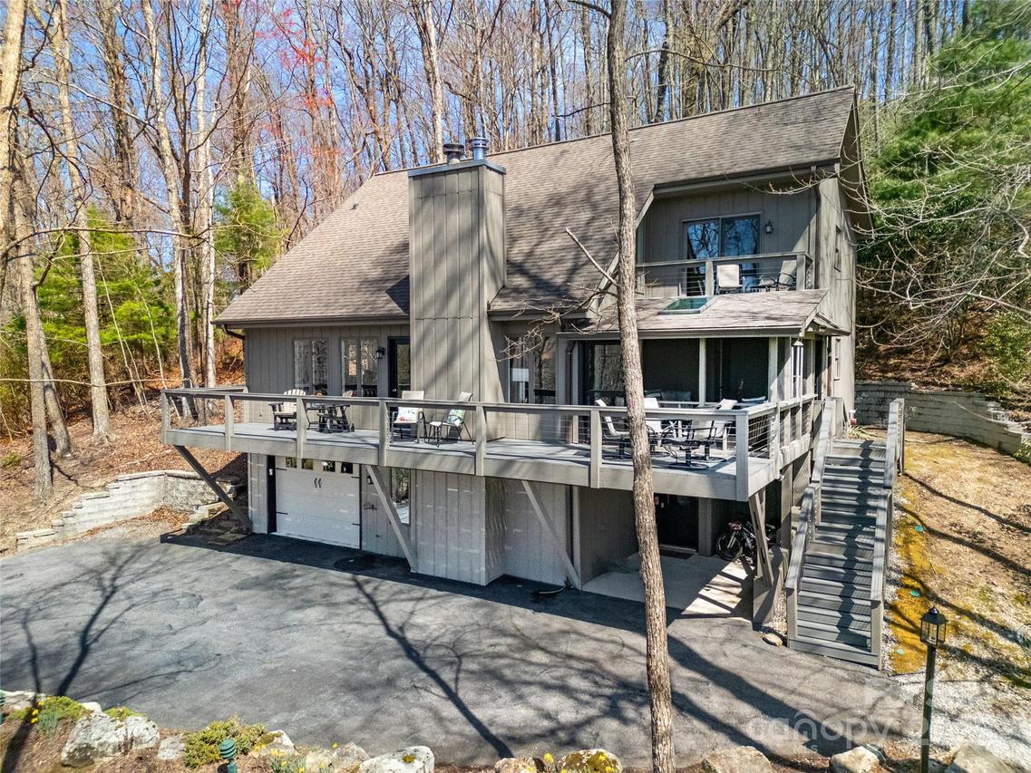 45 Atsadi Ct., Brevard, NC 28712