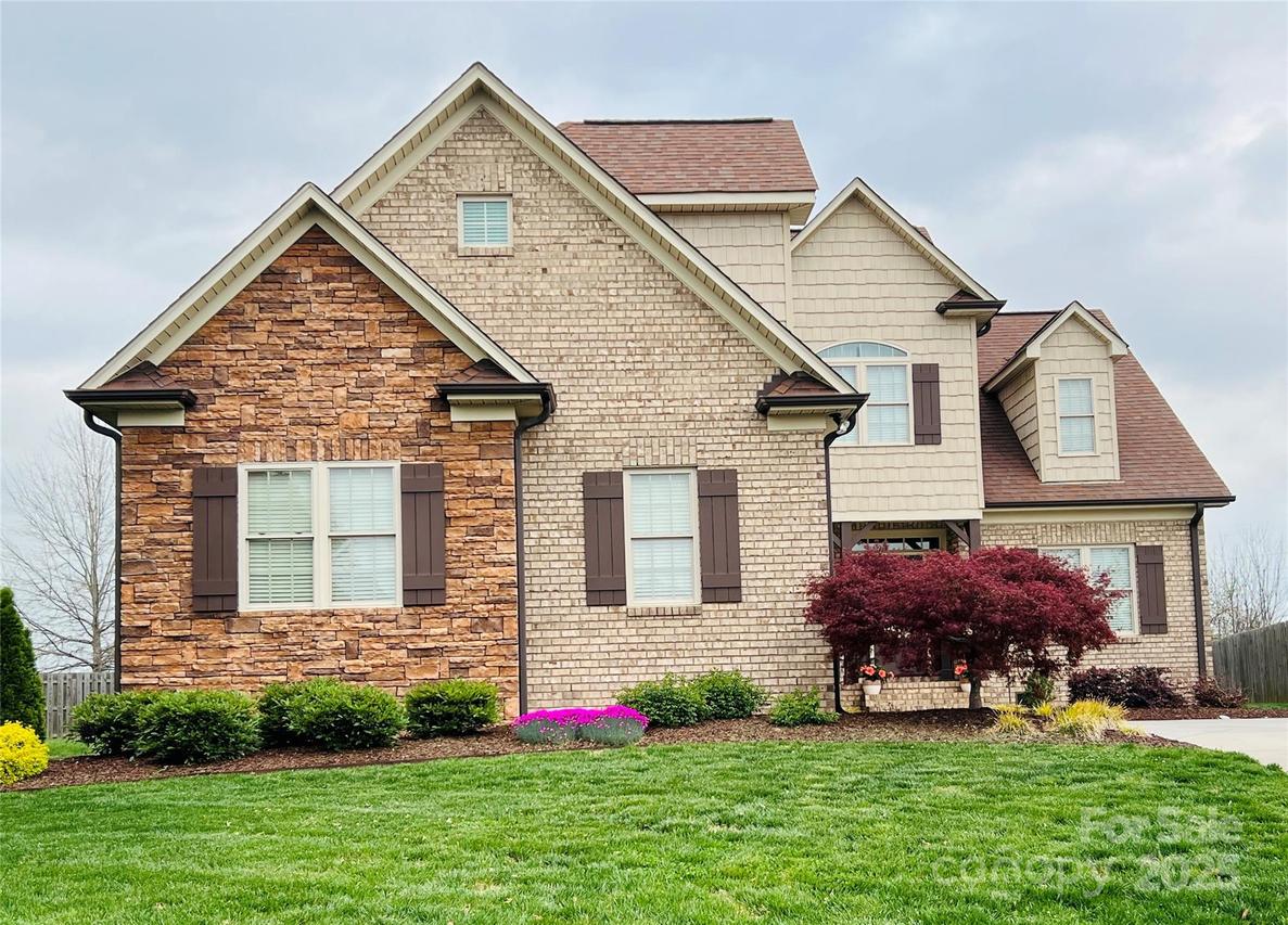 641 Weyburn Dr., Concord, NC 28027