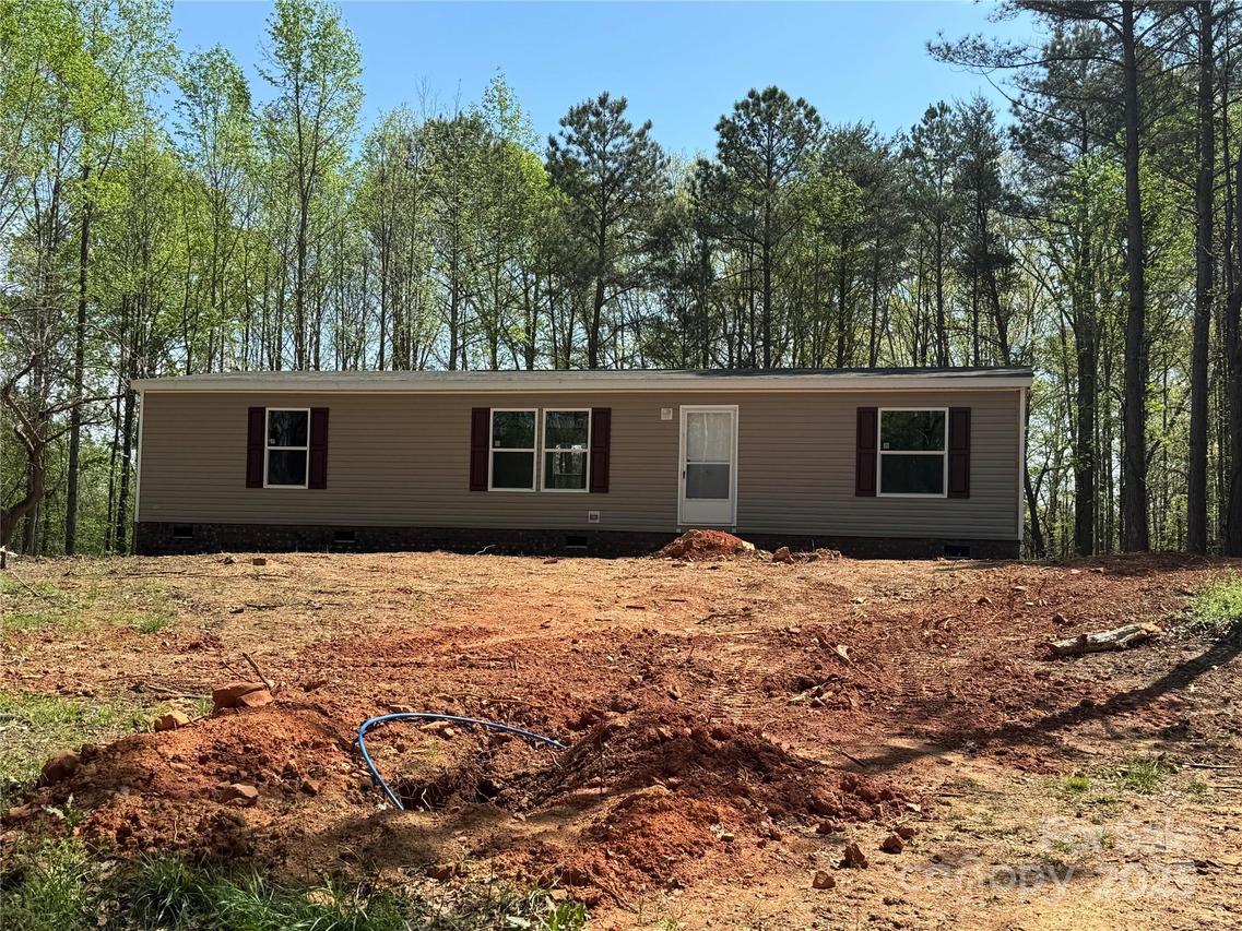 43300 Isen Rd., New London, NC 28127