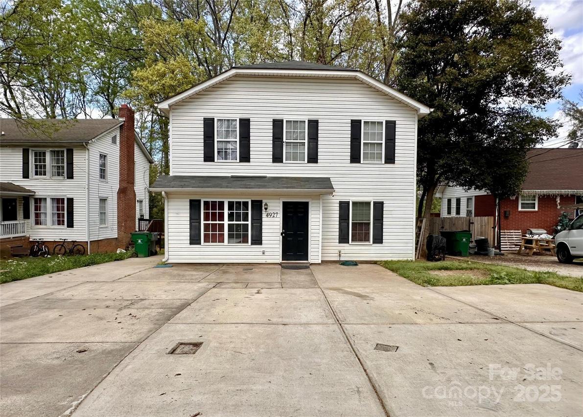 4927 Curtiswood Dr., Charlotte, NC 28213