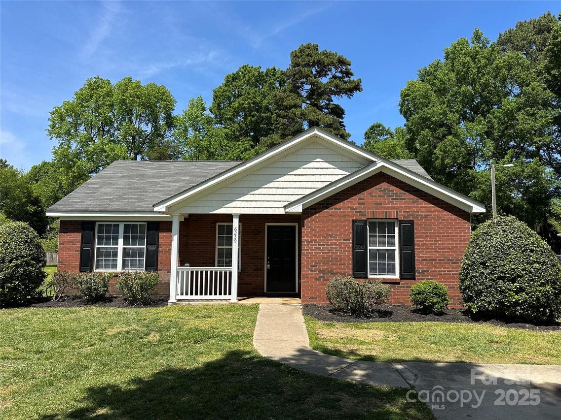 6239 Burmith Ave., Charlotte, NC 28269