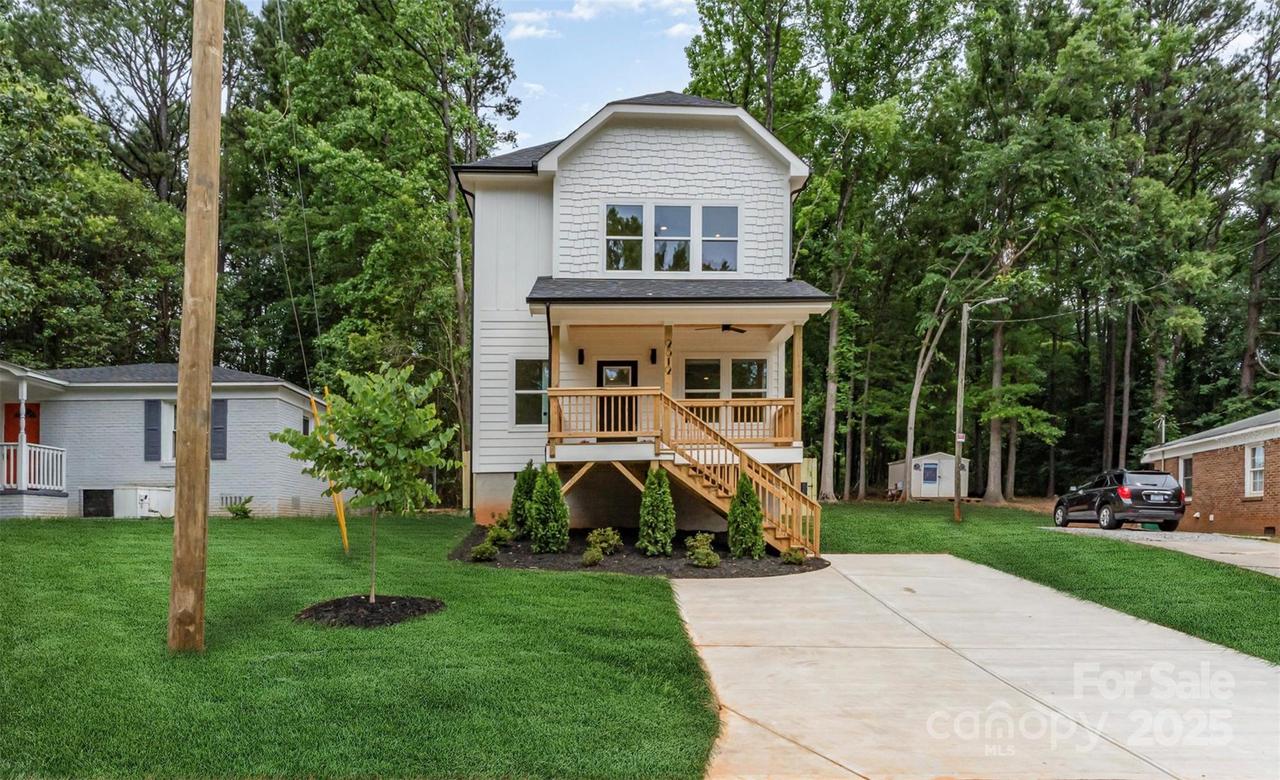 2512 Remington St., Charlotte, NC 28216