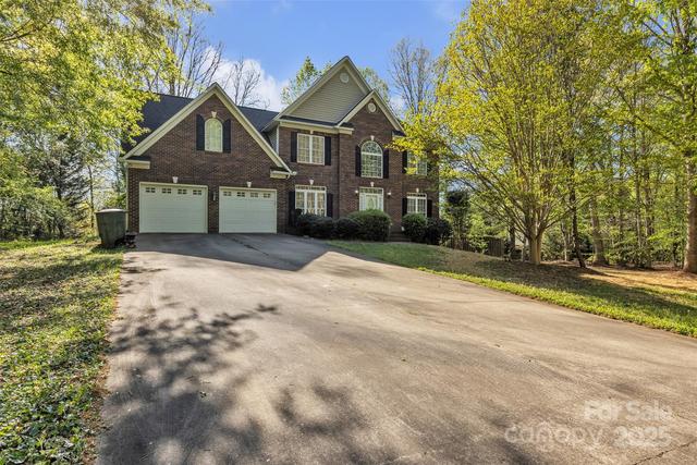 New Golf Course Lots For Sale in Hickory: April 8th to April 14th