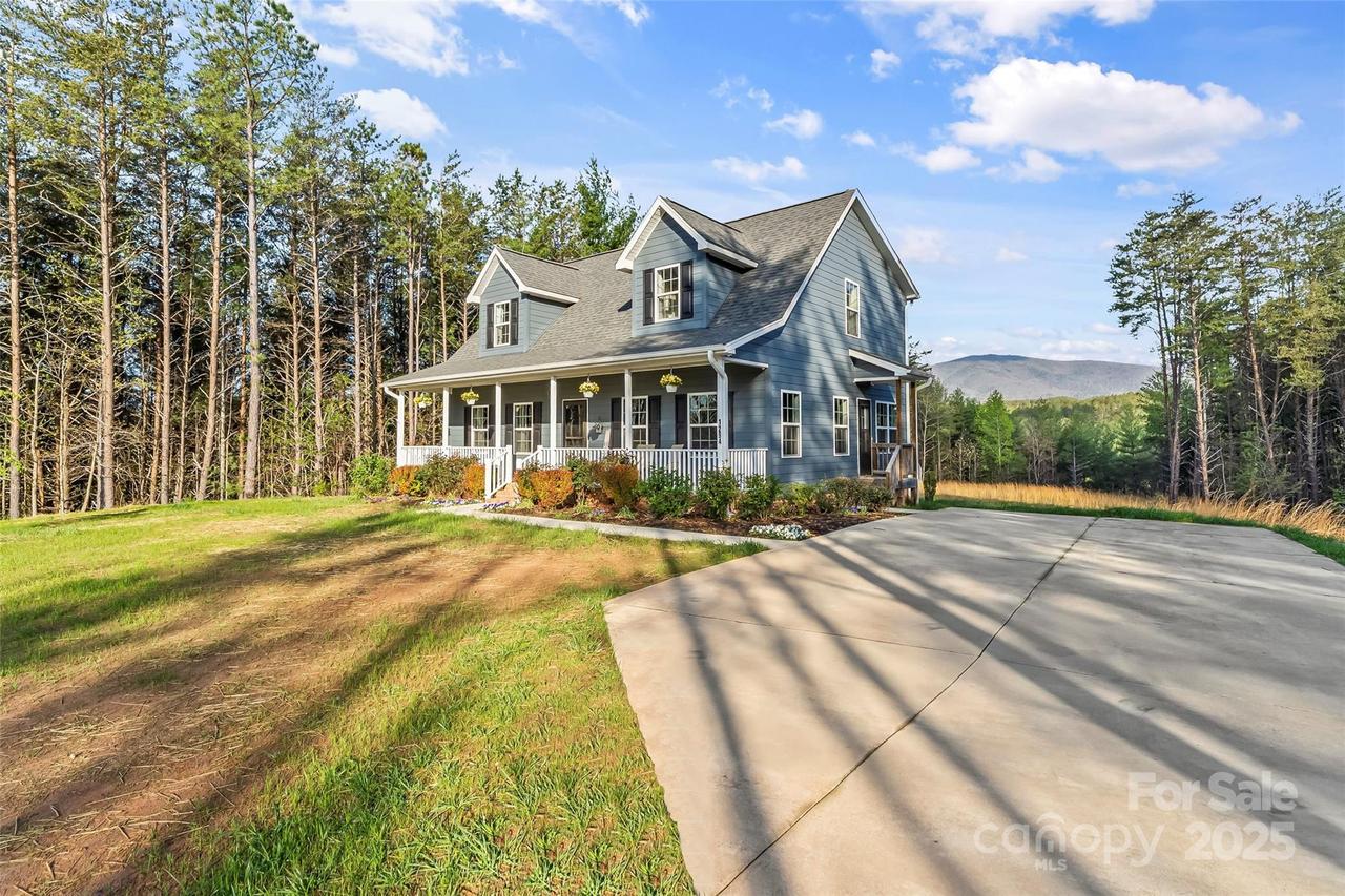 1294 Saylor Way, Nebo, NC 28761