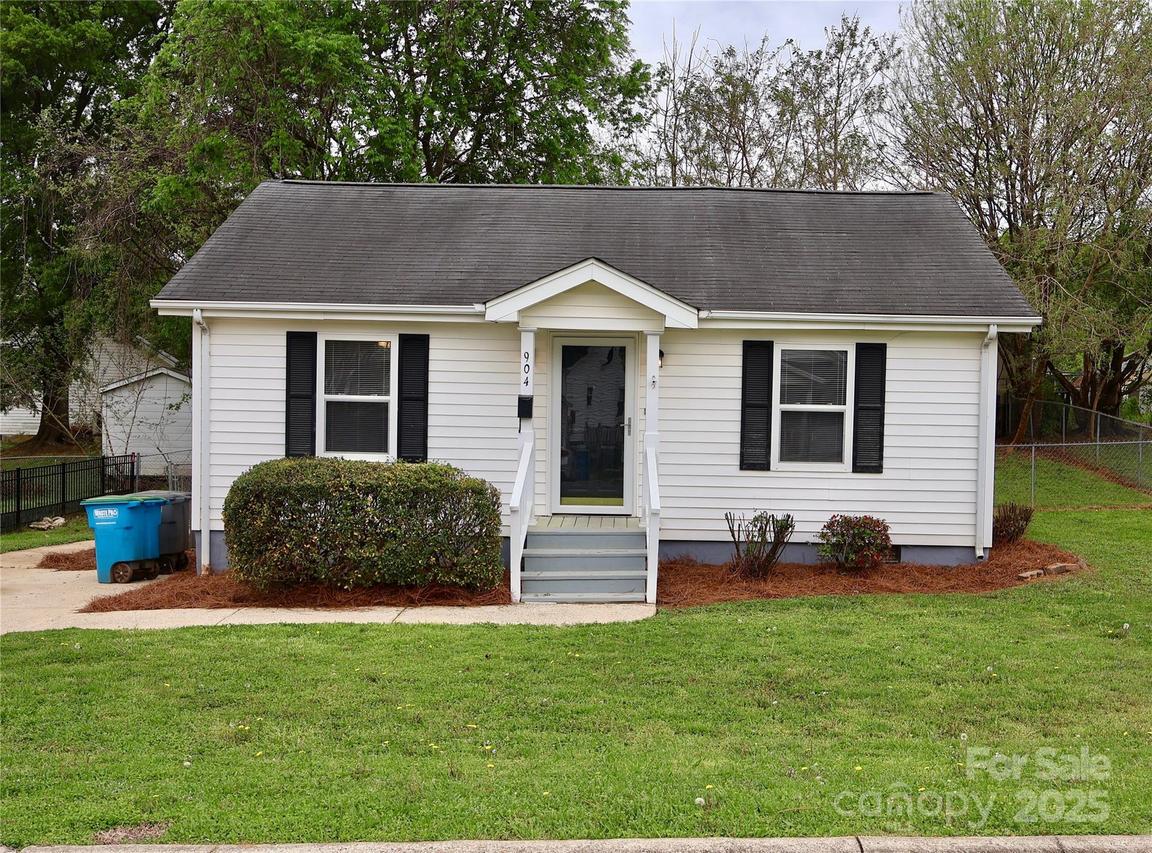 904 Brook St., Belmont, NC 28012