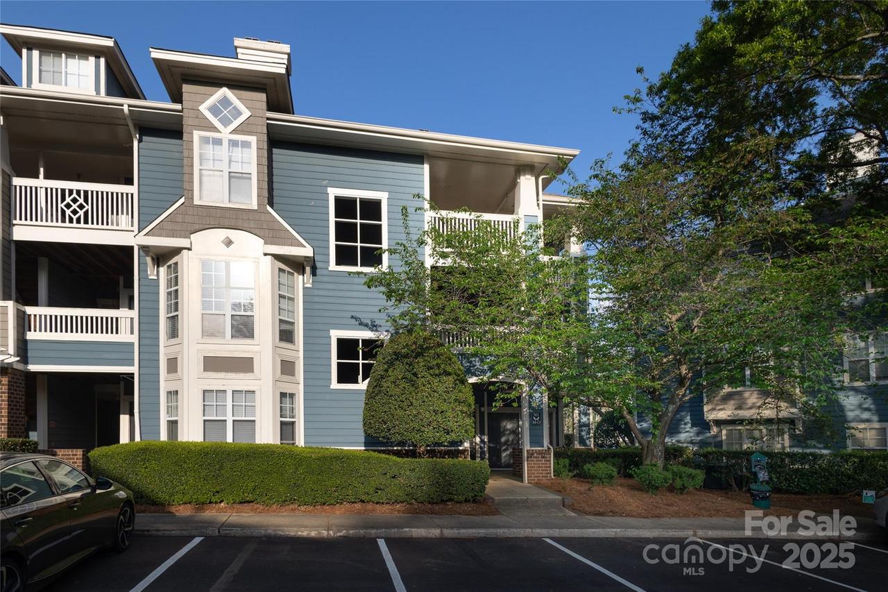 501 Olmsted Park Pl. #N, Charlotte, NC 28203