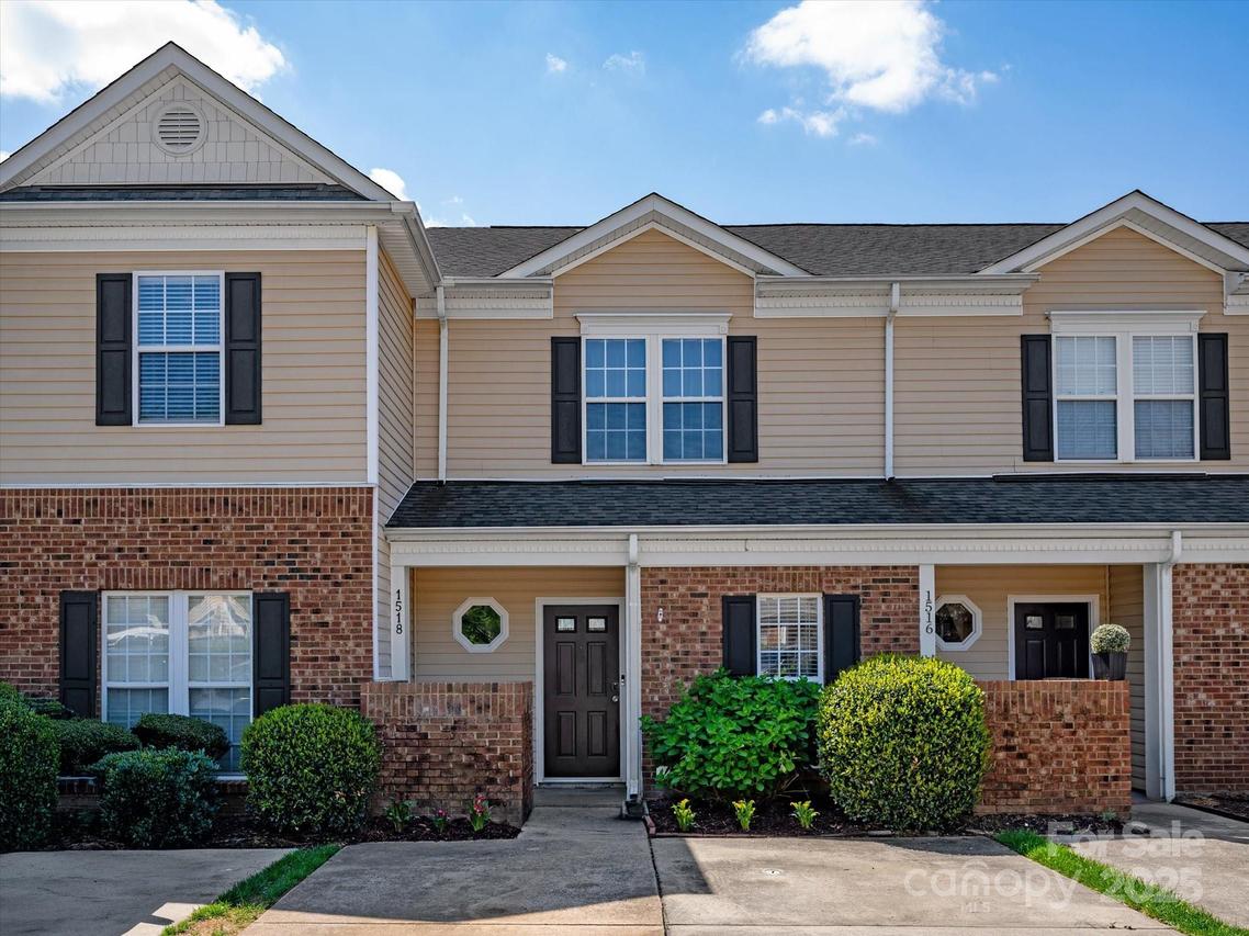 1518 Sylvia Ct., Charlotte, NC 28205