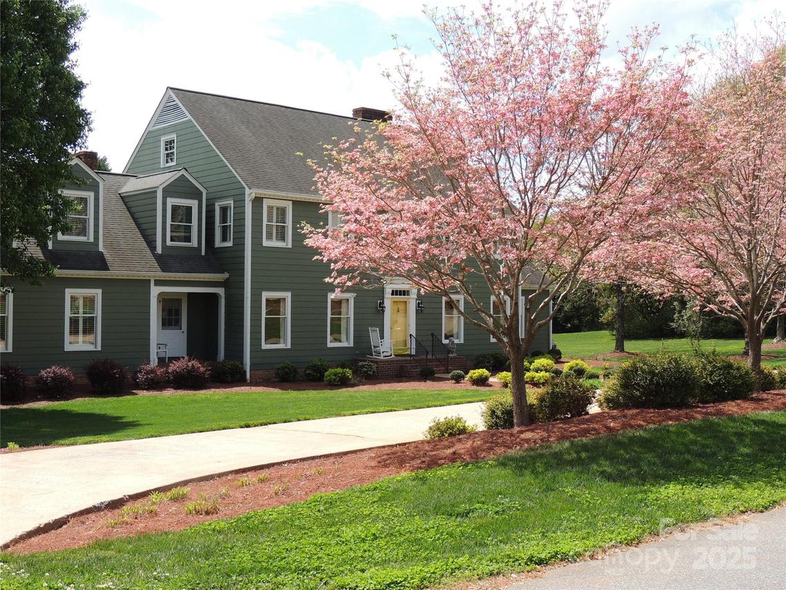 178 Watkins Dr., Forest City, NC 28043
