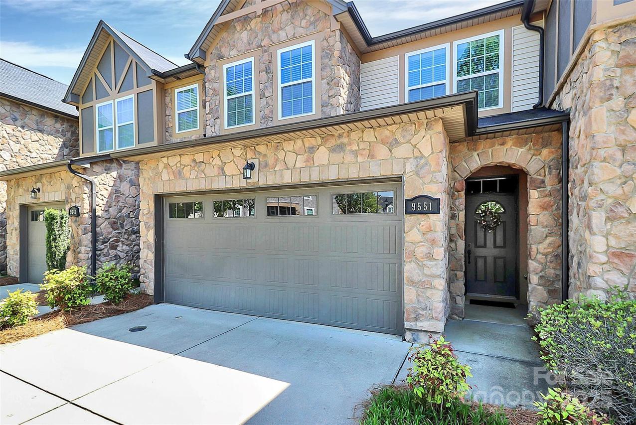9551 Glenburn Ln., Charlotte, NC 28278