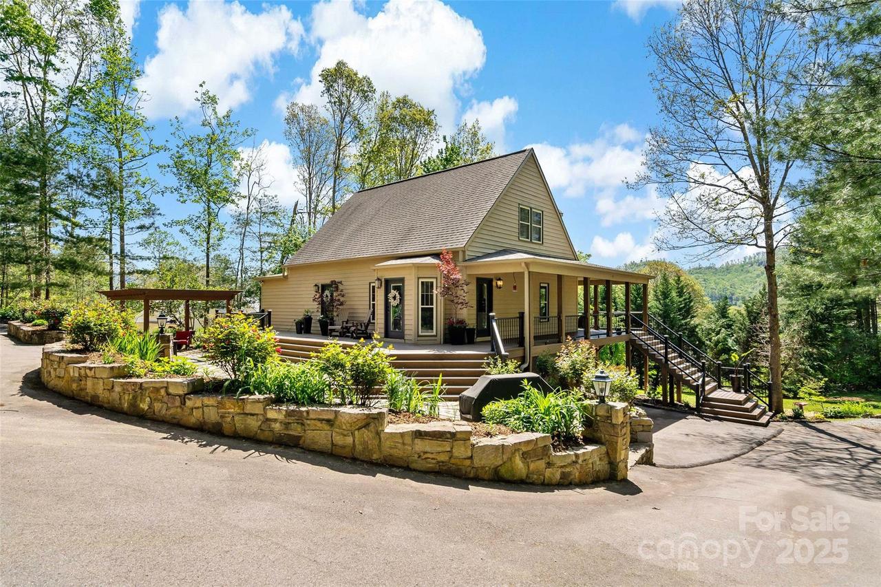 34 Legacy Mountain Tr., Fletcher, NC 28732